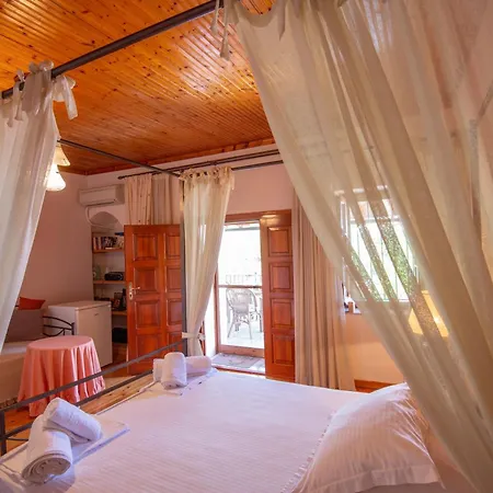 - Apa * Гитион